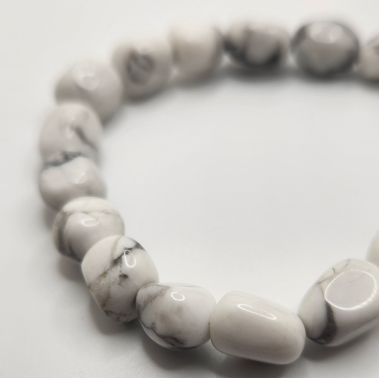 Howlite Tumbled Bracelet – The Stone of Tranquility